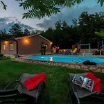 Дом отдыха Stunning In Snasici *