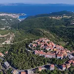 Stunning In Snasici Дом отдыха *