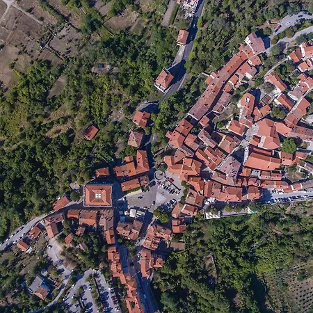 Stunning In Snasici * Mali Turini